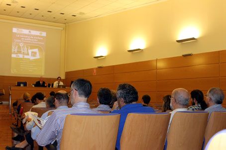 ASOMA anima a los arquitectos valencianos a prescribir ventanas de madera en la edificación