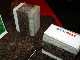 CALIPLAC presenta un panel sándwich de madera con núcleo de corcho