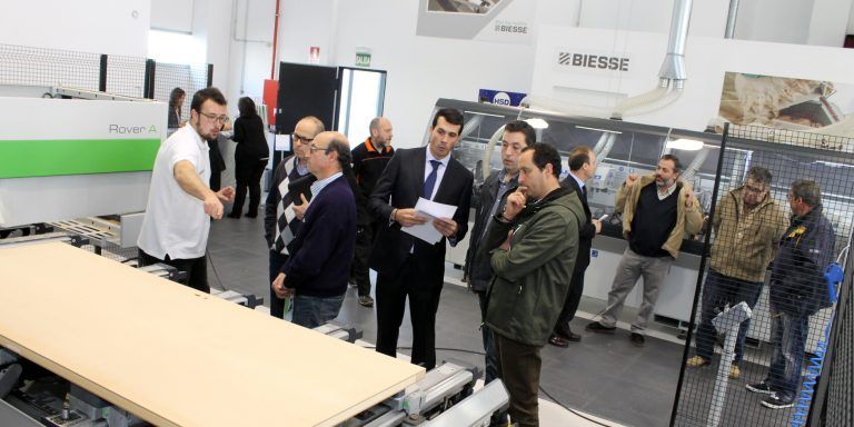 Sesenta clientes visitaron el one2one en BIESSE Ibérica sobre taladrado y mecanizado de piezas para muebles