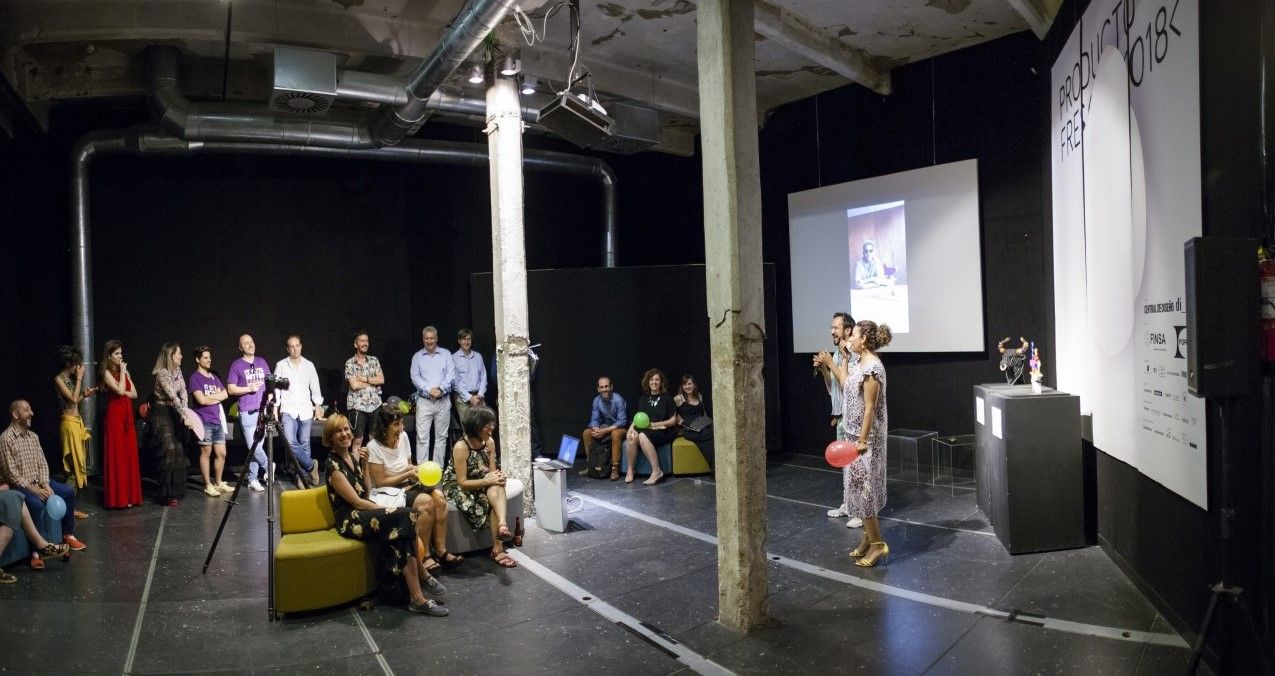 FORMICA GROUP subasta dos esculturas en Producto Fresco con un fin solidario