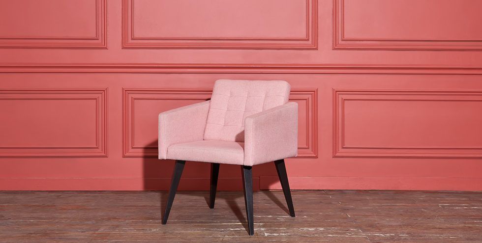 ICA formula Living Coral, el color Pantone 2019, para la industria del mueble