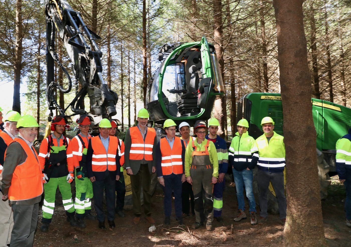 El Rey conoce los trabajos selvícolas gallegos en el Día Internacional de los Bosques