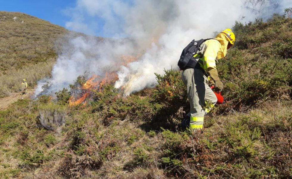 El 70% de los Concejos de Asturias en zonas de alto riesgo de incendios forestales no tienen plan integral de defensa