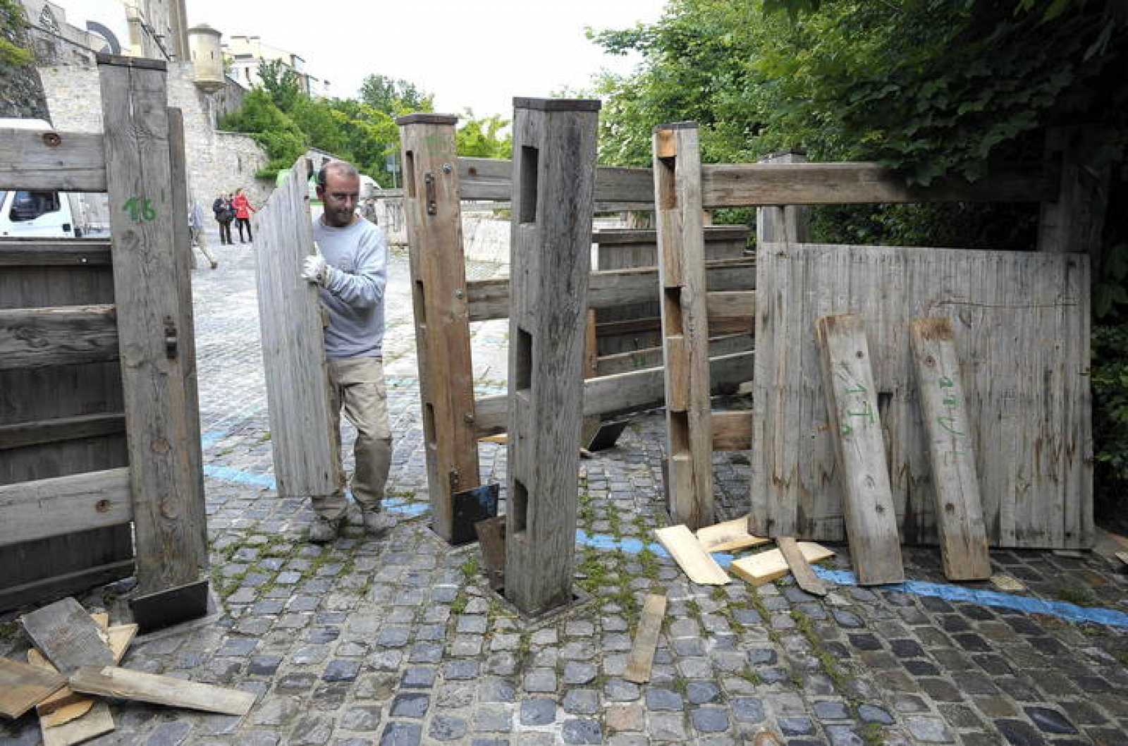 HERMANOS ALDAZ REMIRO, 29 años velando por el vallado de madera de los Sanfermines