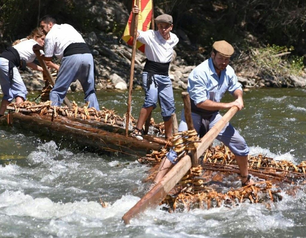El transporte fluvial de madera trabaja para ser Patrimonio Cultural Inmaterial de la Humanidad