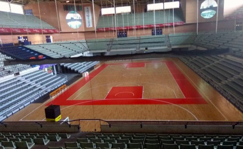 FERROVIAL SERVICIOS renueva la pista principal del Palacio de Deportes de Murcia con BONA
