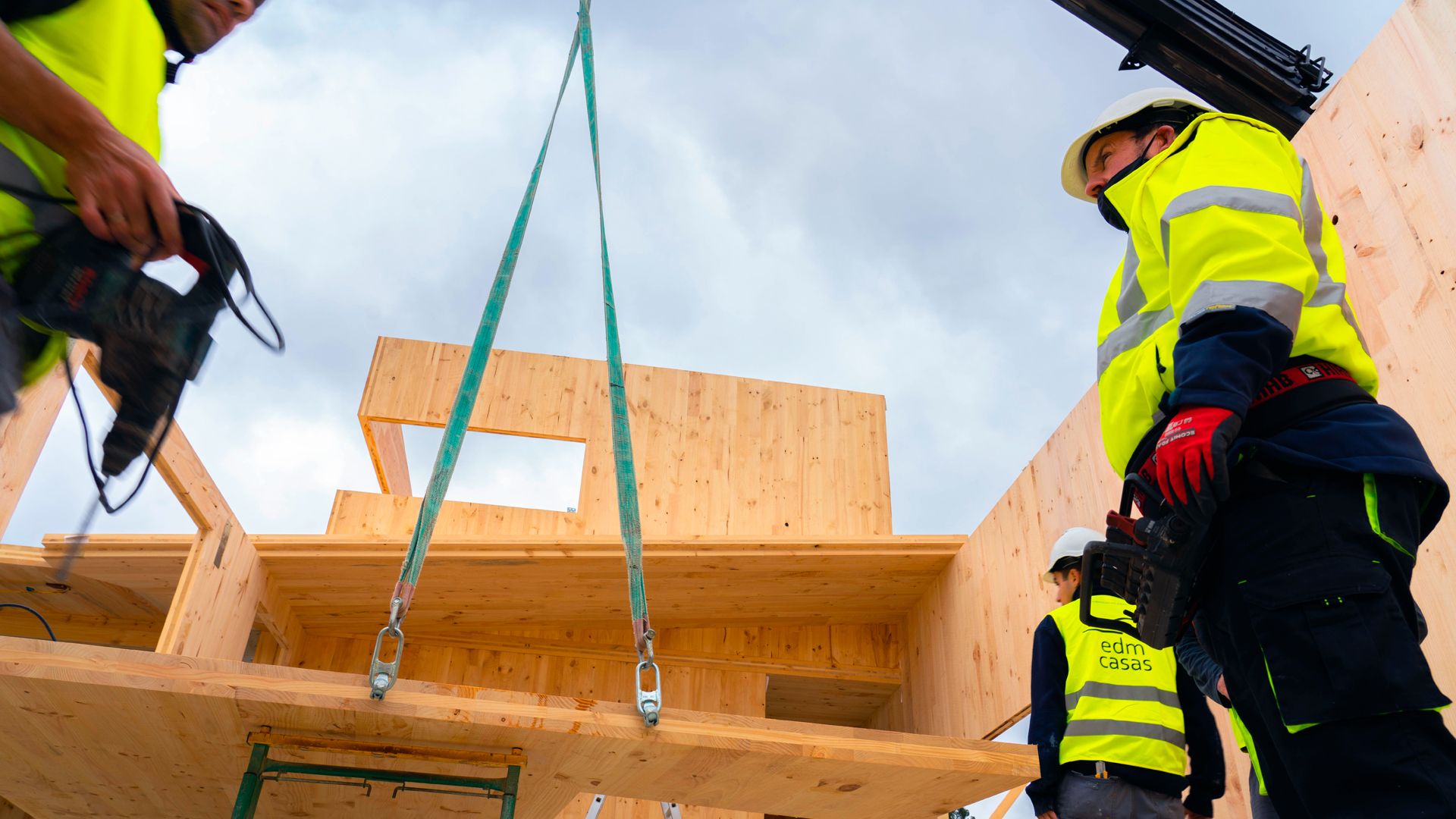 Cursos de especialistas en construcción industrializada y eficiente en madera