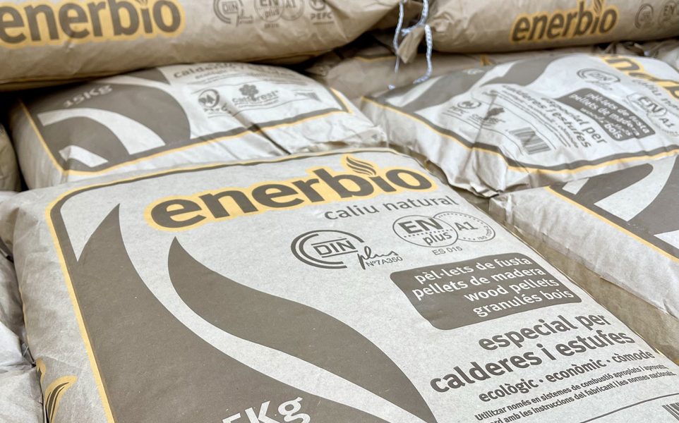ENERBIO presenta su nuevo saco de papel de 15 kilos