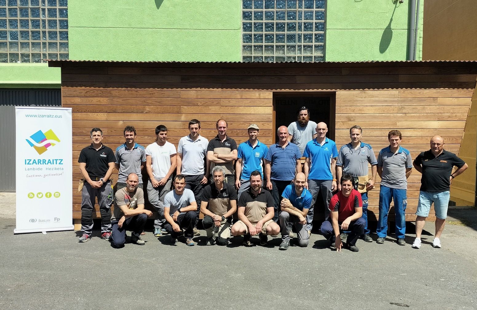 Los profesores de FP del País Vasco se forman en la construcción eficiente de entramado ligero de madera