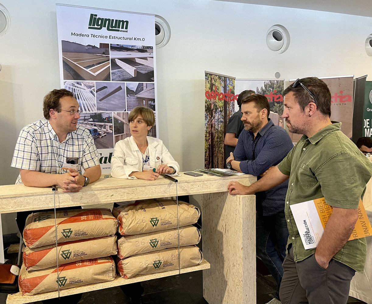 “Empieza a haber un público que valora los productos fabricados con madera local”