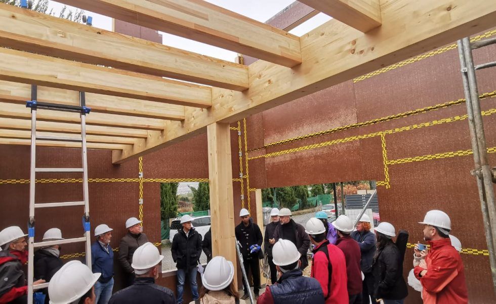 Comienza en Ogíjares el montaje de la primera vivienda de España construida con madera laminada de chopo