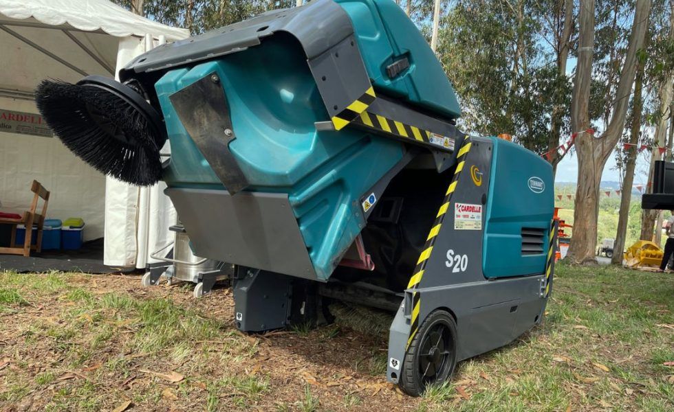 Máquina barredora para aserraderos