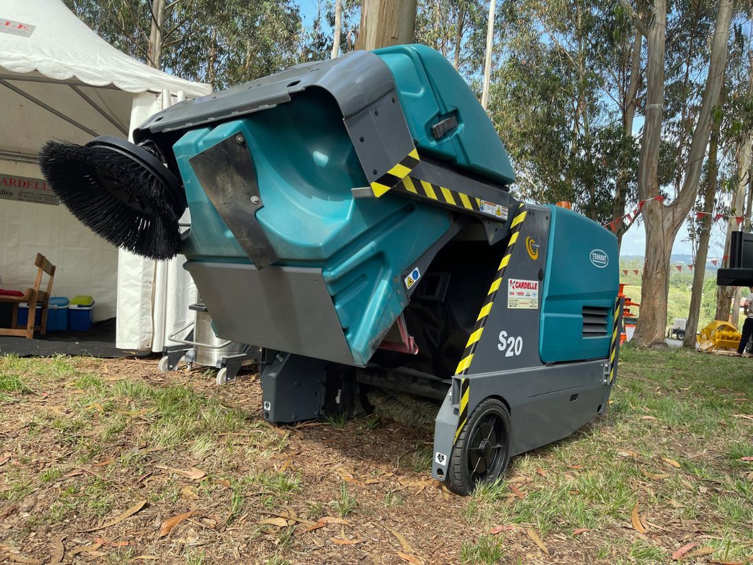 Máquina barredora para aserraderos