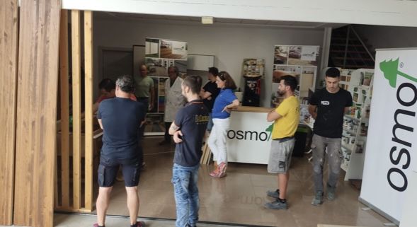 Expertos ebanistas comparten el conocimiento con OSMO