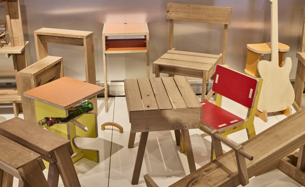 THE CHERRY PROJECT: Estudiantes promueven la sostenibilidad en el diseño de muebles de madera noble