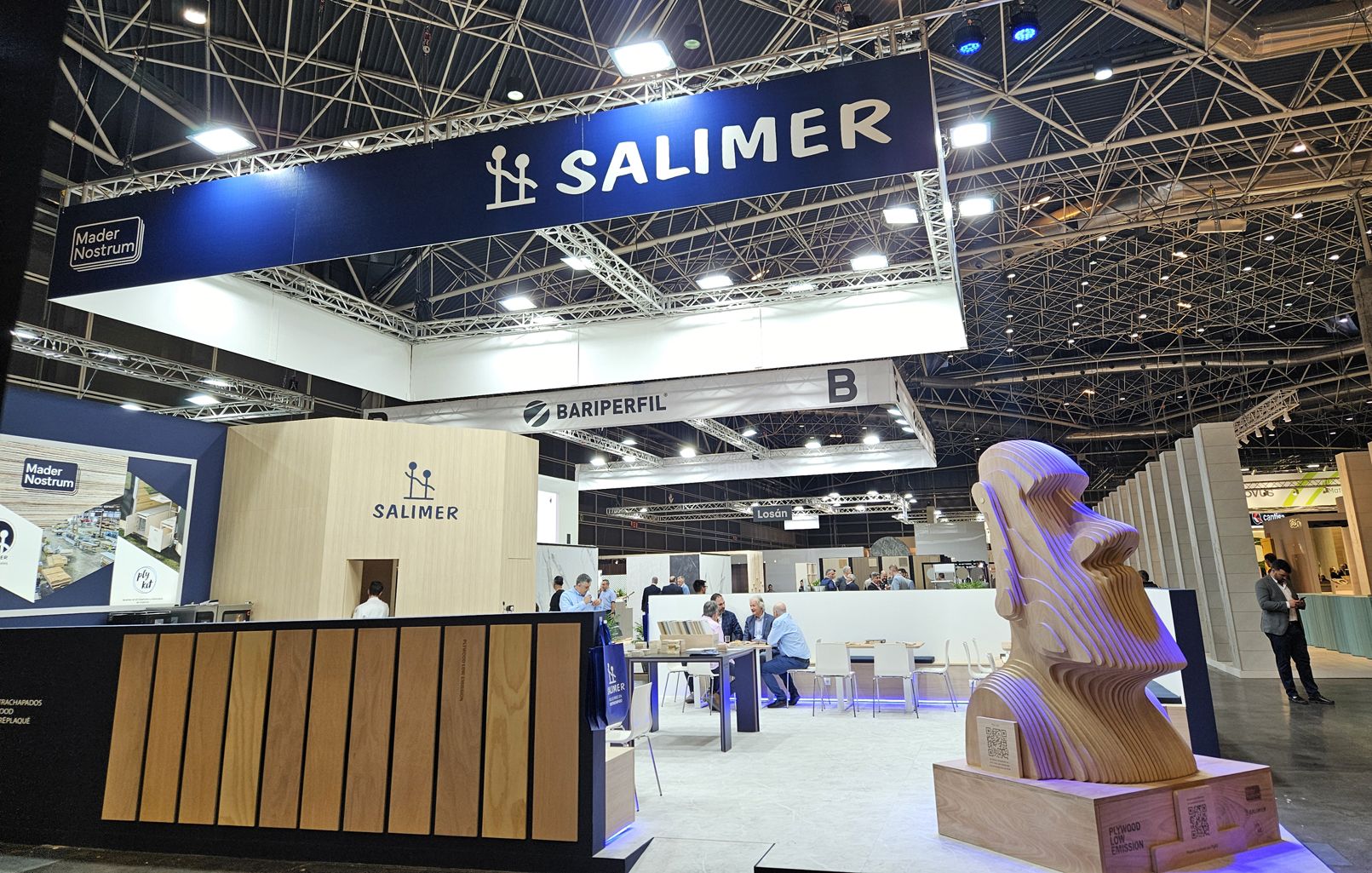 SALIMER presenta su tablero Plywood Low Emission para uso exterior