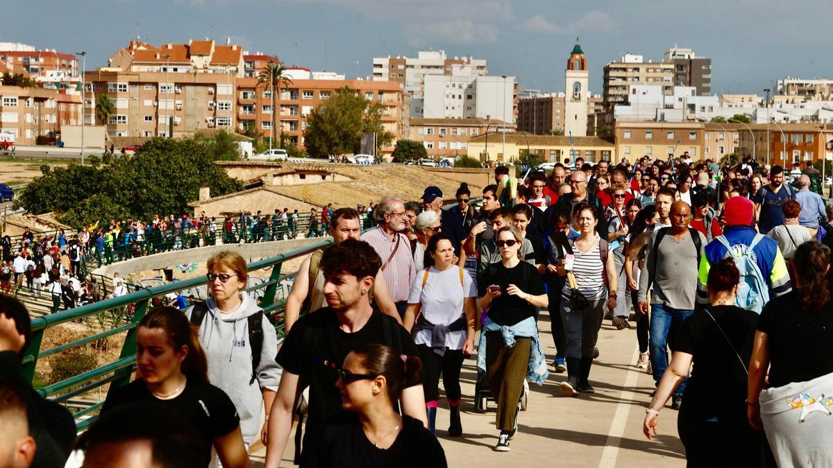 Convocatoria de voluntariado para ayudar a afectados por la DANA en Valencia