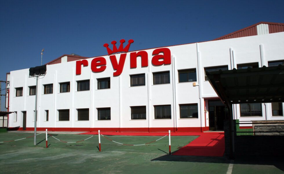 FABRICADOS REYNA y MOLDURAS IZQUIERDO unen sus fuerzas