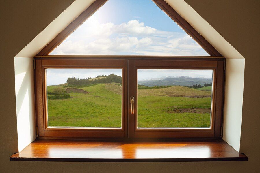 BRICO-VALERA, ventanas de madera de calidad para el hogar