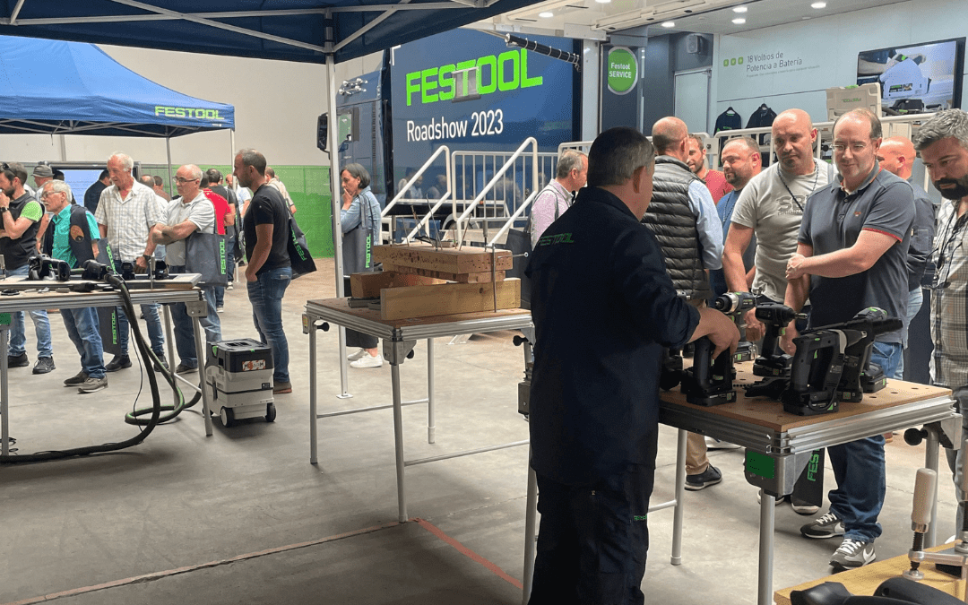 TORNEIRO recibe al camión de FESTOOL para acercar las últimas innovaciones a los carpinteros