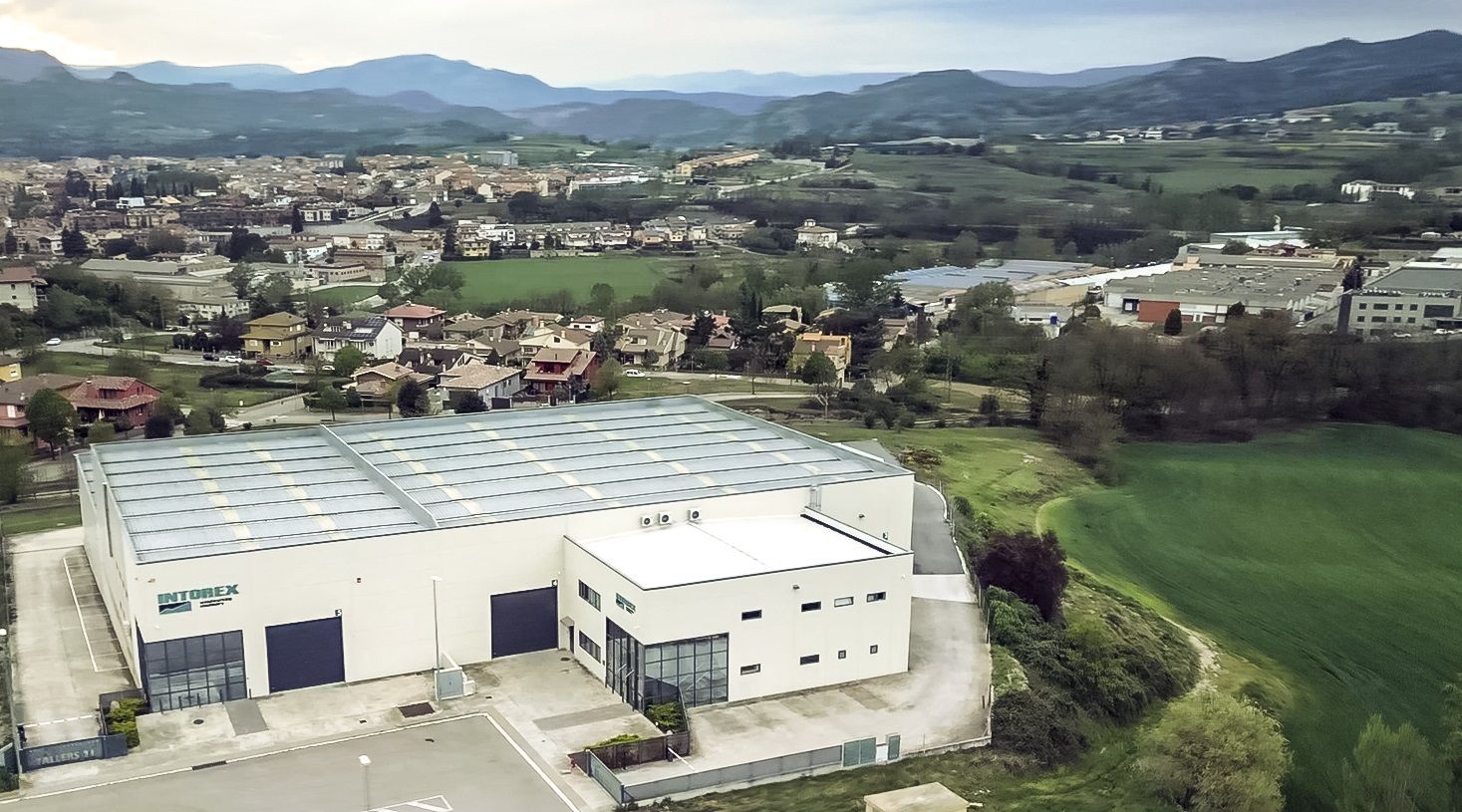 INTOREX disfruta en su fábrica nueva