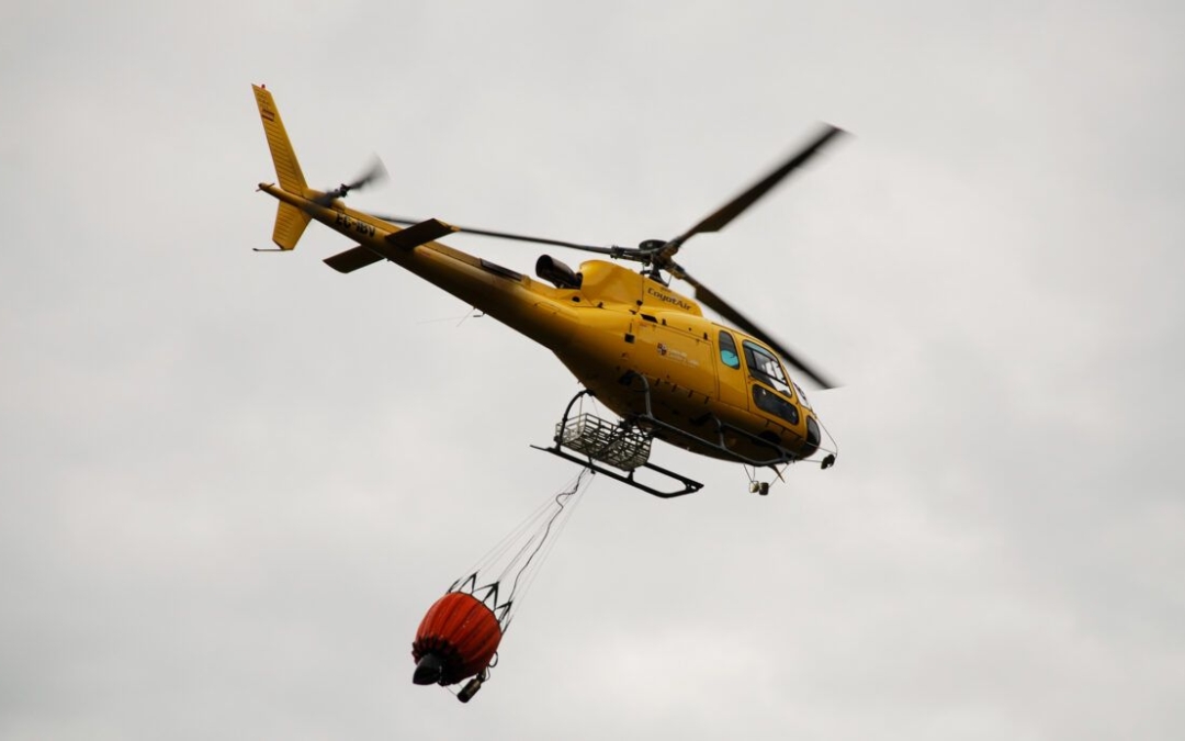 Helicoptero-incendio-01-Jasten-Frojen-1200×692